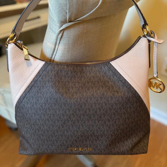 Michael Kors Shoulder Bag - Picture 1 of 10